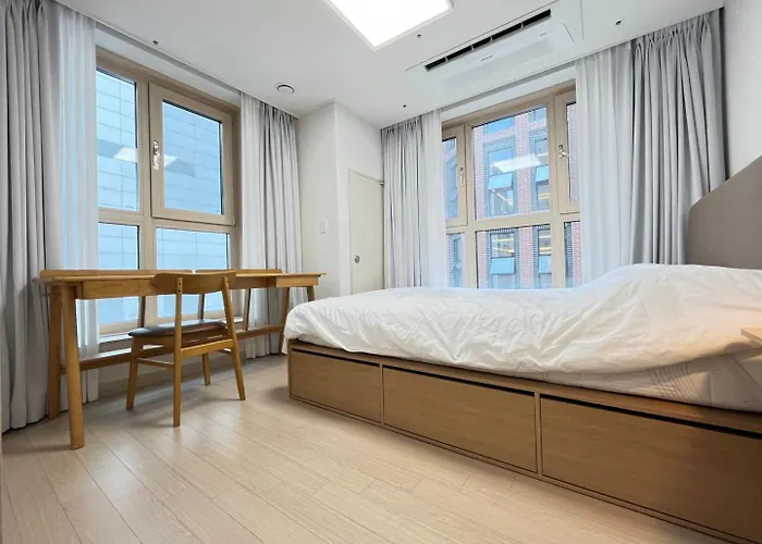Seonneung Station Beautiful 2room