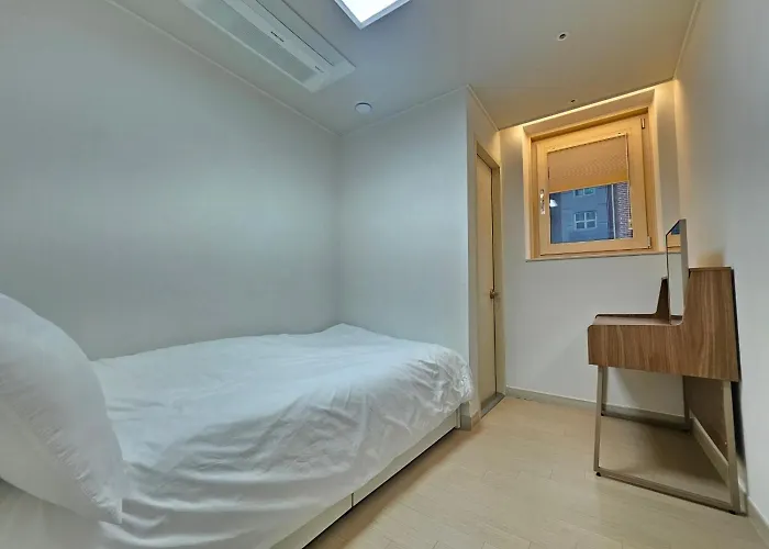 Seonneung Station Beautiful 2room Appartement