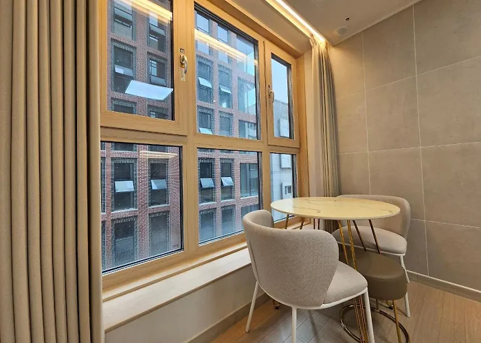 Seonneung Station Beautiful 2room *